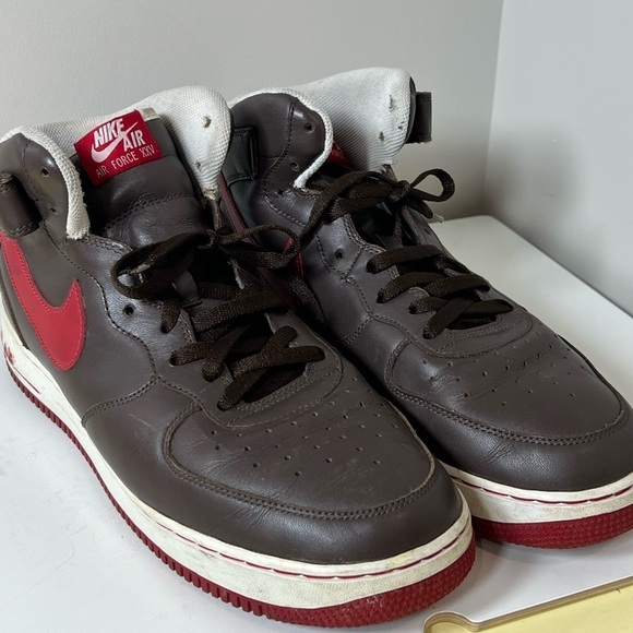 Nike Air Force One ‘07 Players Size 11 High Top Basketball Shoes Brown - Picture 7 of 15